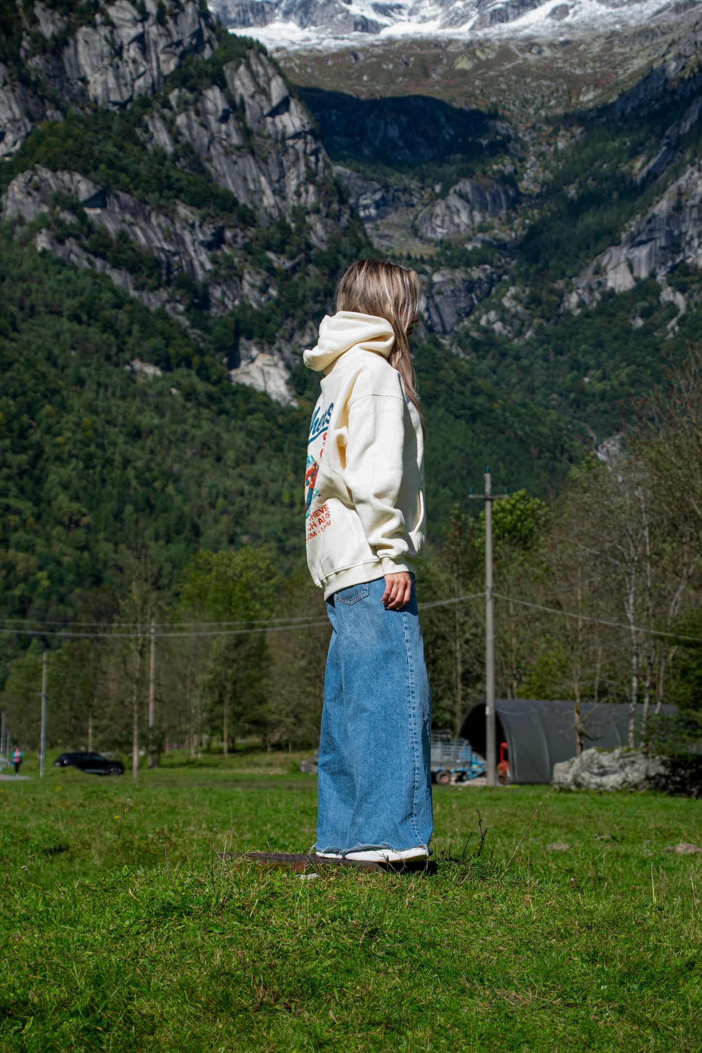 VHERSO COURCHEVEL SKI CLUB HOODIE