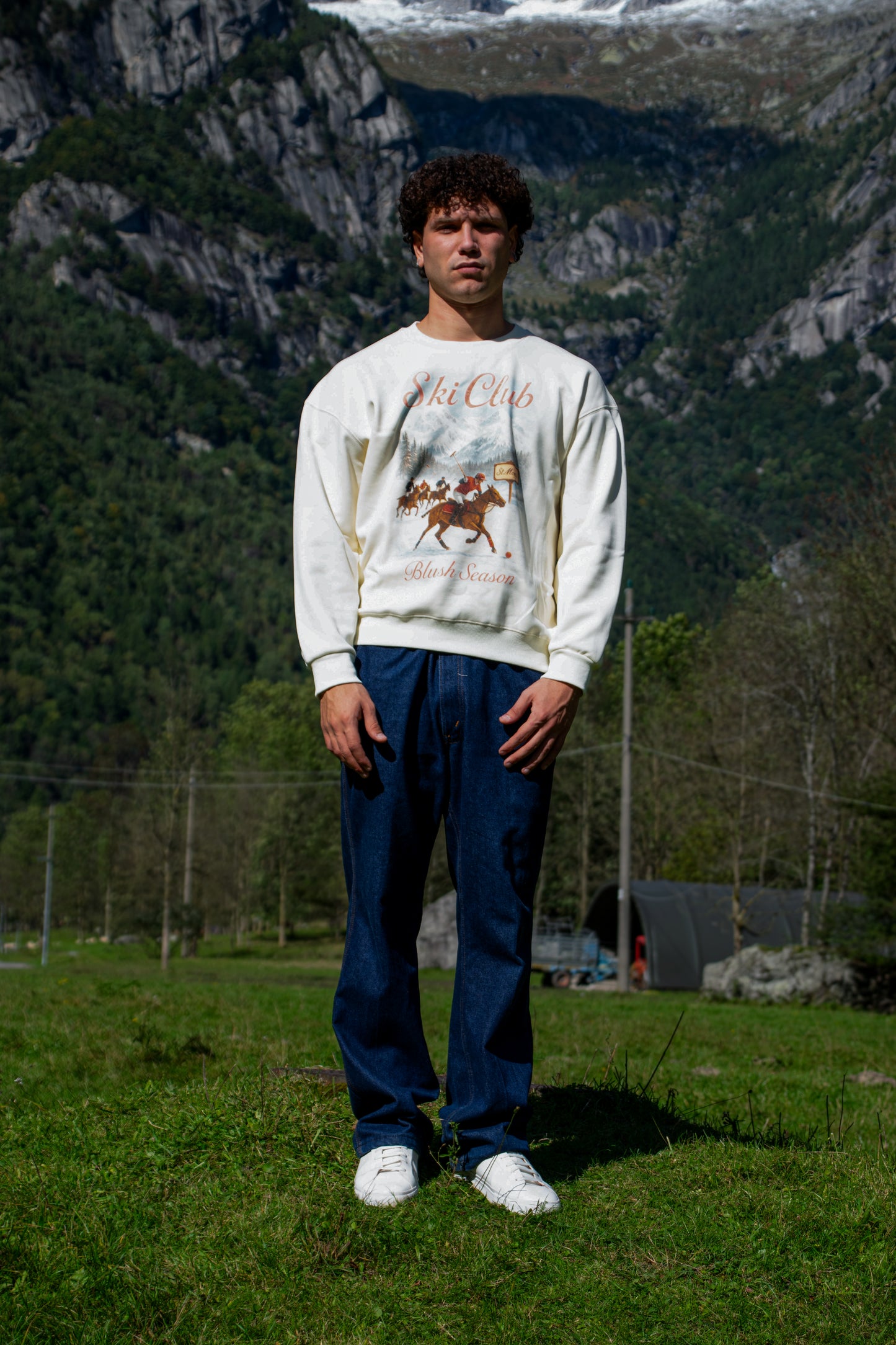 VHERSO SKI CLUB BLUSH SEASON SWEATSHIRT
