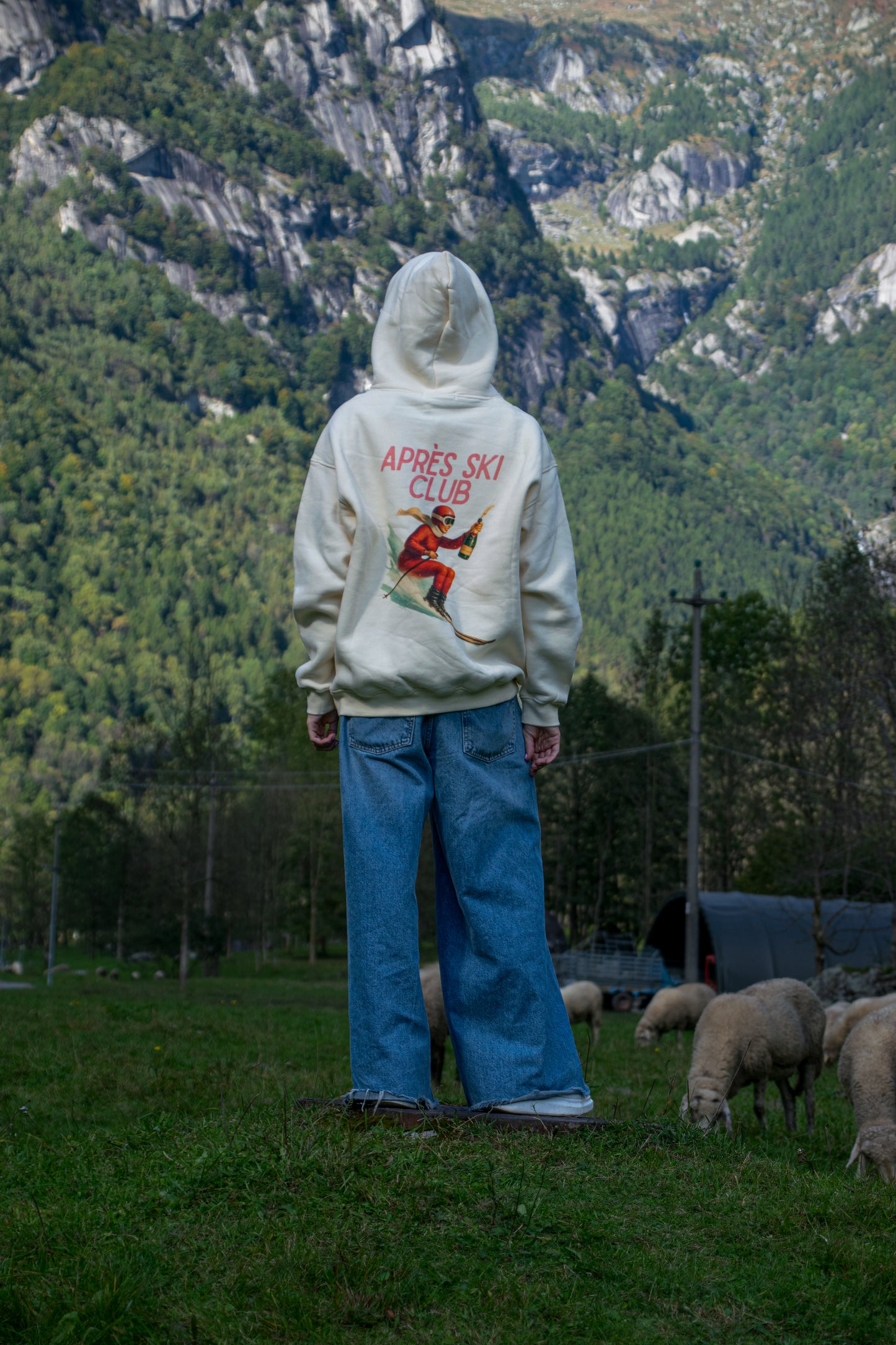 VHERSO APRES SKI CLUB HOODIE